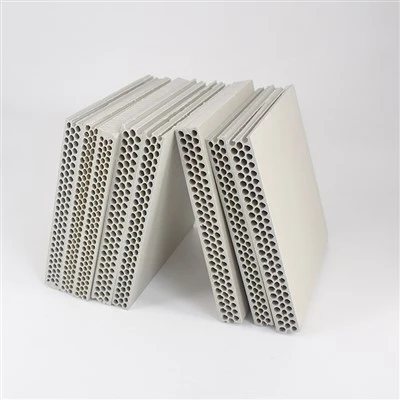 Coffrage de construction pour dalle de béton